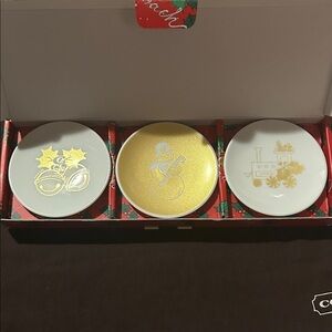 Coach Collectors Item Set of Holiday Porcelain Mini Plates Made in Japan NWOT